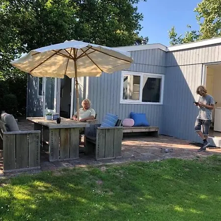 De Schelp Op Rustig Park