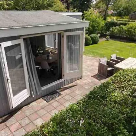 De Schelp Op Rustig Park Holiday home *