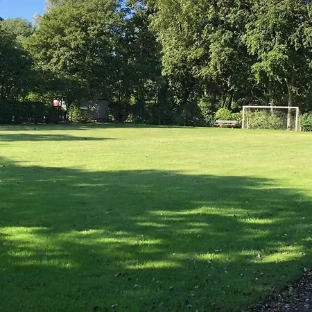 De Schelp Op Rustig Park * Noordwijk